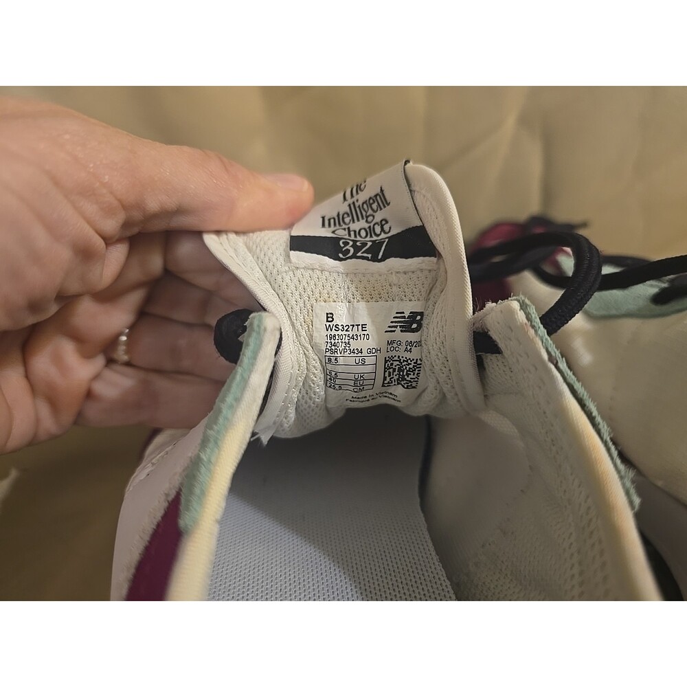 New Balance 327 Women's Athletic Shoes Retro Style Purple White Teal Size 8.5 - Picture 8 of 11